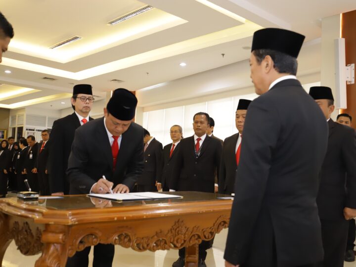 Menteri Trenggono Lantik Irjen Pol Rudy Heriyanto Jadi Sekjend KKP