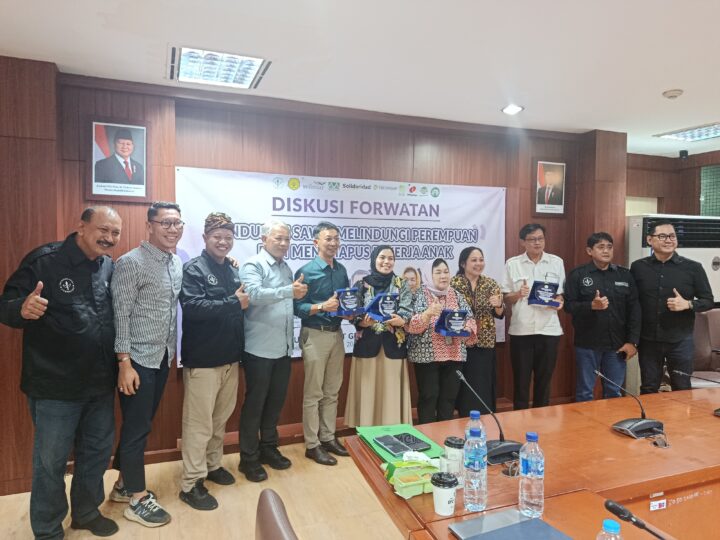 Industri Sawit Berkomitmen Terhadap Hak Anak & Pekerja Perempuan di Perkebunan