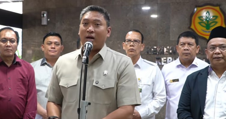 Wamentan Sudaryono Respons Turunnya Harga TBS Sawit