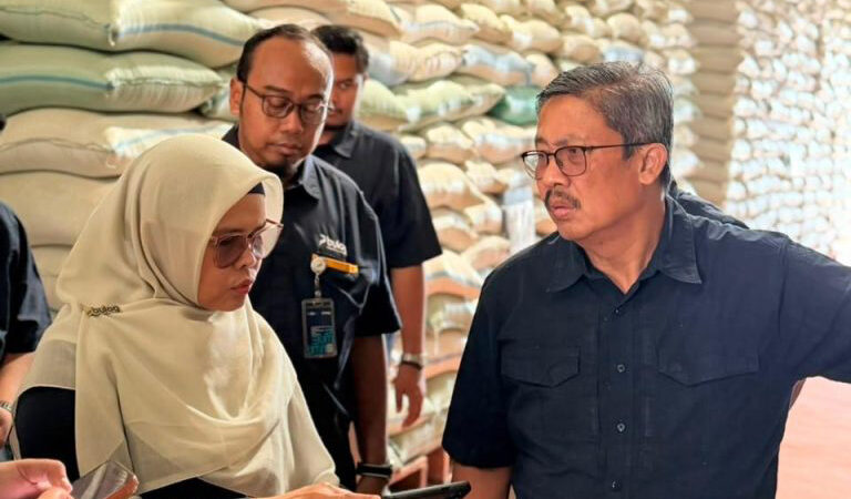 BULOG Tegaskan Stok Beras 5,25 Juta Ton Tersebar Di Seluruh Gudang Indonesia